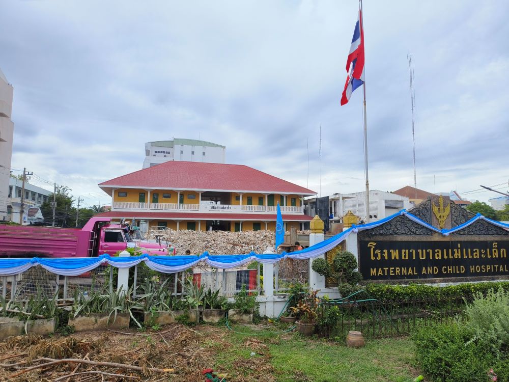 การรื้อถอนอาคารด้านหน้าสโมสรเสือป่า สิงหาคม ๒๕๖๗